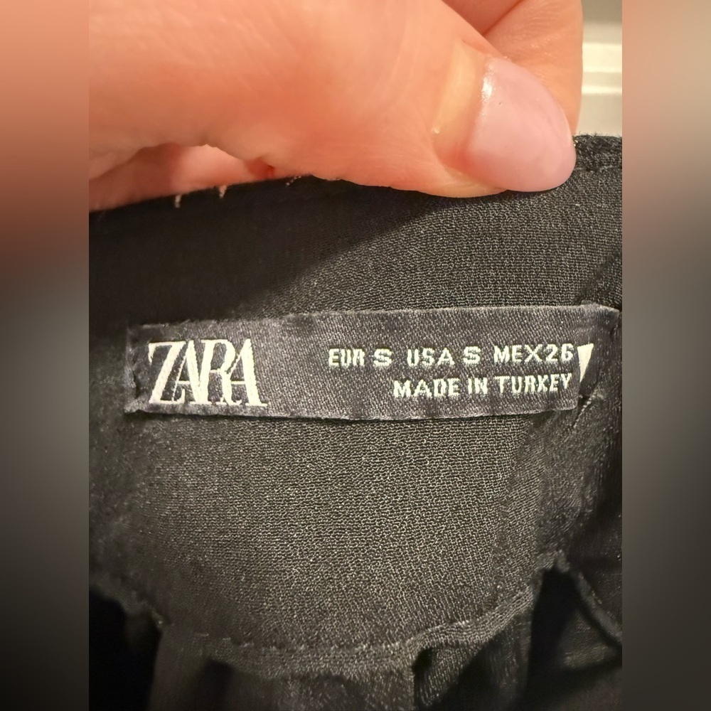 Zara Floral Metallic Printed Romper - Size Small - Picture 5 of 7